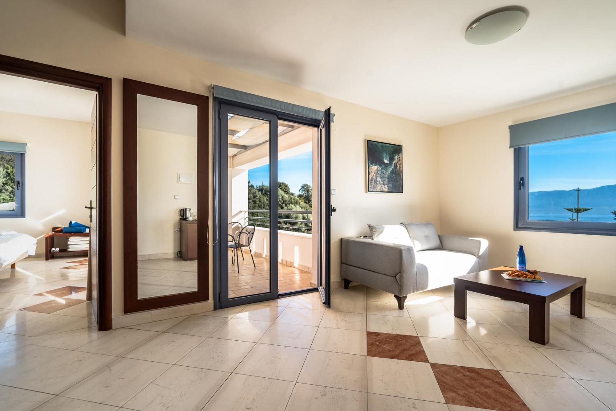 Porto Galini Seaside Resort & Spa 니키아나 외부 사진 Interior of a suite